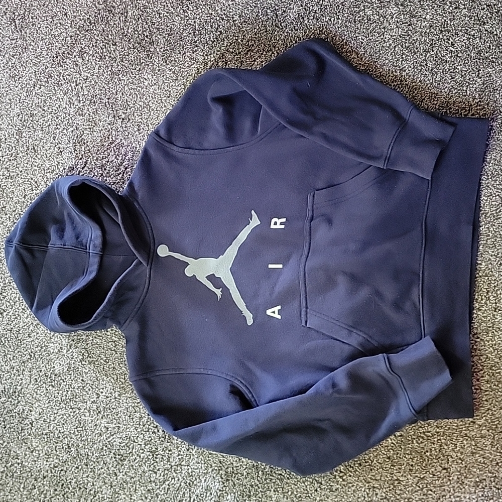 Jordan size medium 10/12